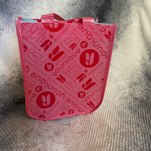 Small Younique Shopping Bag with Handles - Picture 7 of 8